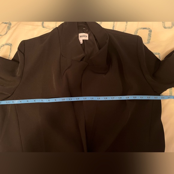 Steve Madden Black Blazer - Picture 6 of 8